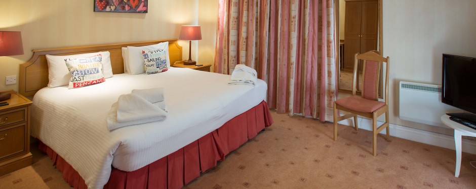 Treglos Luxury Hotel